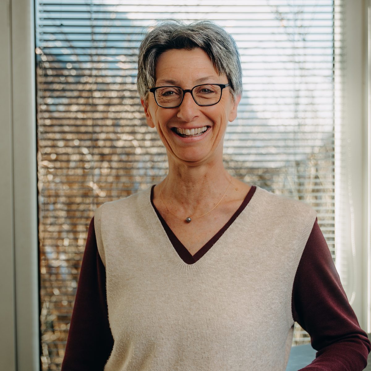 Portraitaufnahme von Monika König, Paul & Fischer Steuerkanzlei.